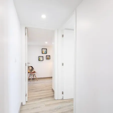Deluxe Spacious Flats W Mezzanine By Host Wise