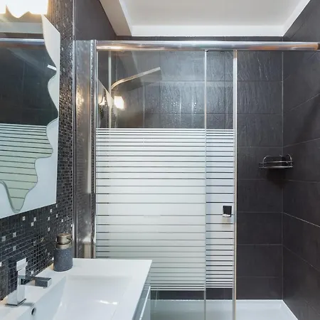 Deluxe Spacious Flats W Mezzanine By Host Wise *