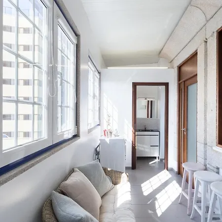 Deluxe Spacious Flats W Mezzanine By Host Wise